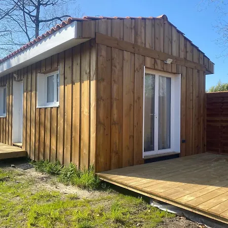 40 M2 Wooden House With Private Garden Chalet Biscarrosse